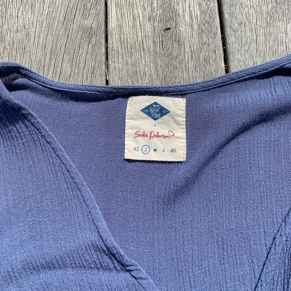 Wild Blue | V-neck T-shirt Dress - Picture 3 of 4